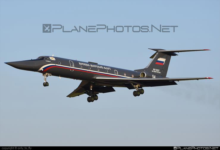 Tu 134 Tupolev-134 - 15757_Tupolev-Tu-134UBL_RF-12037.jpg